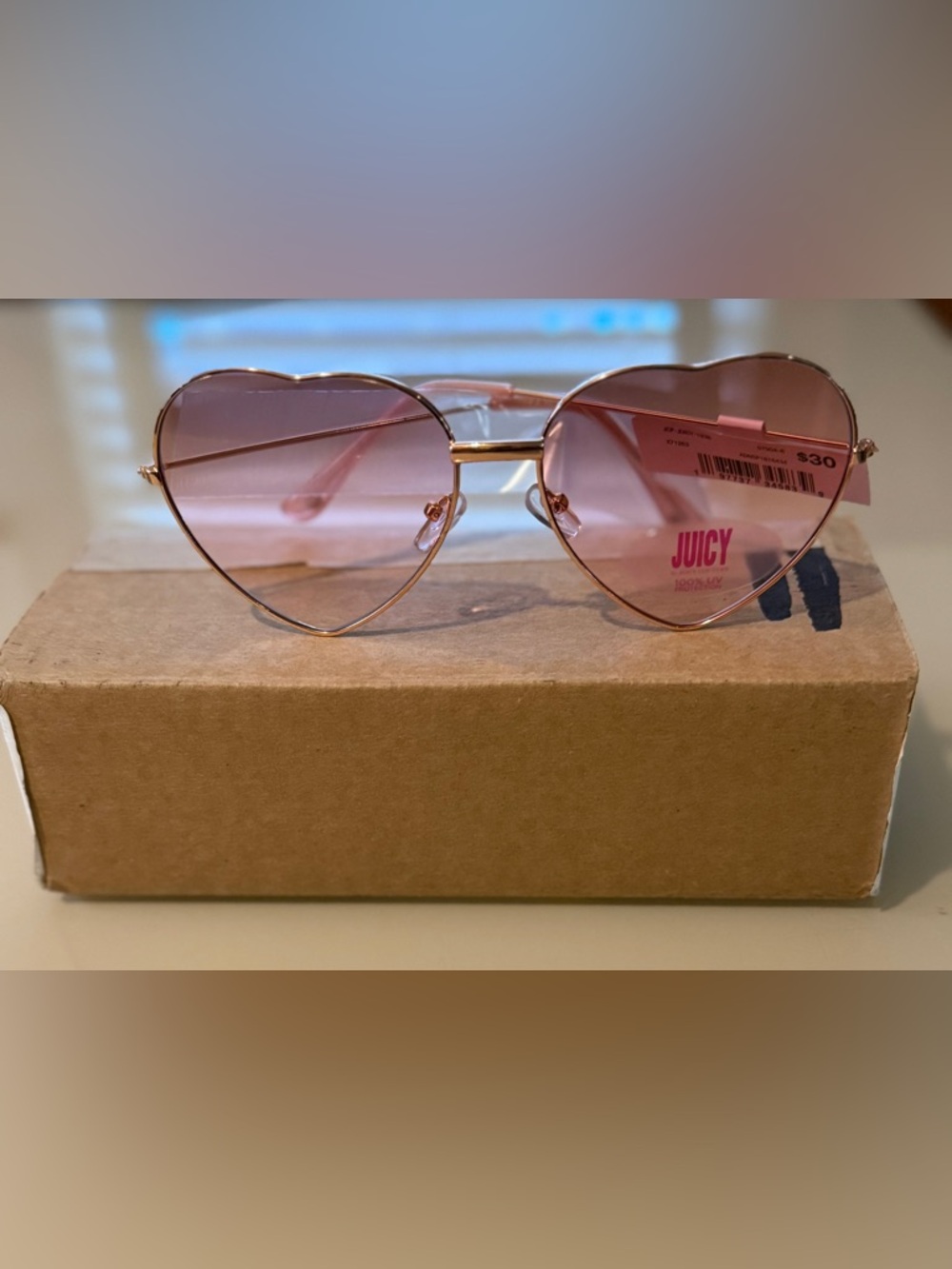 Juicy Couture Heart-Shaped Sunglasses in Pink and Gold - Picture 5 of 6